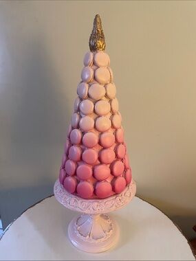 Cake stand